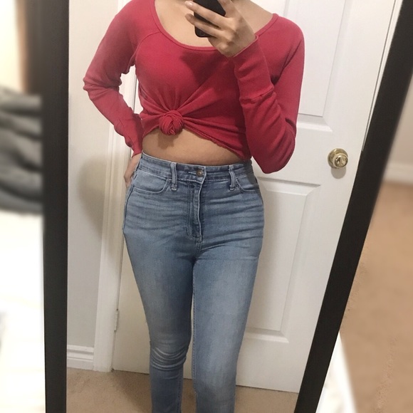 Red Long Sleeve Crop Top - Picture 2 of 4